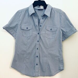 New York & Company Pinstripes button down shirt size Large blue & white